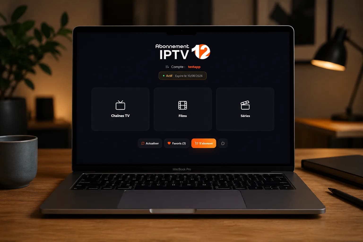 Lecteur IPTV en ligne ouvert dans le navigateur d’un Mac, chaînes et catalogue affichés sans application installée